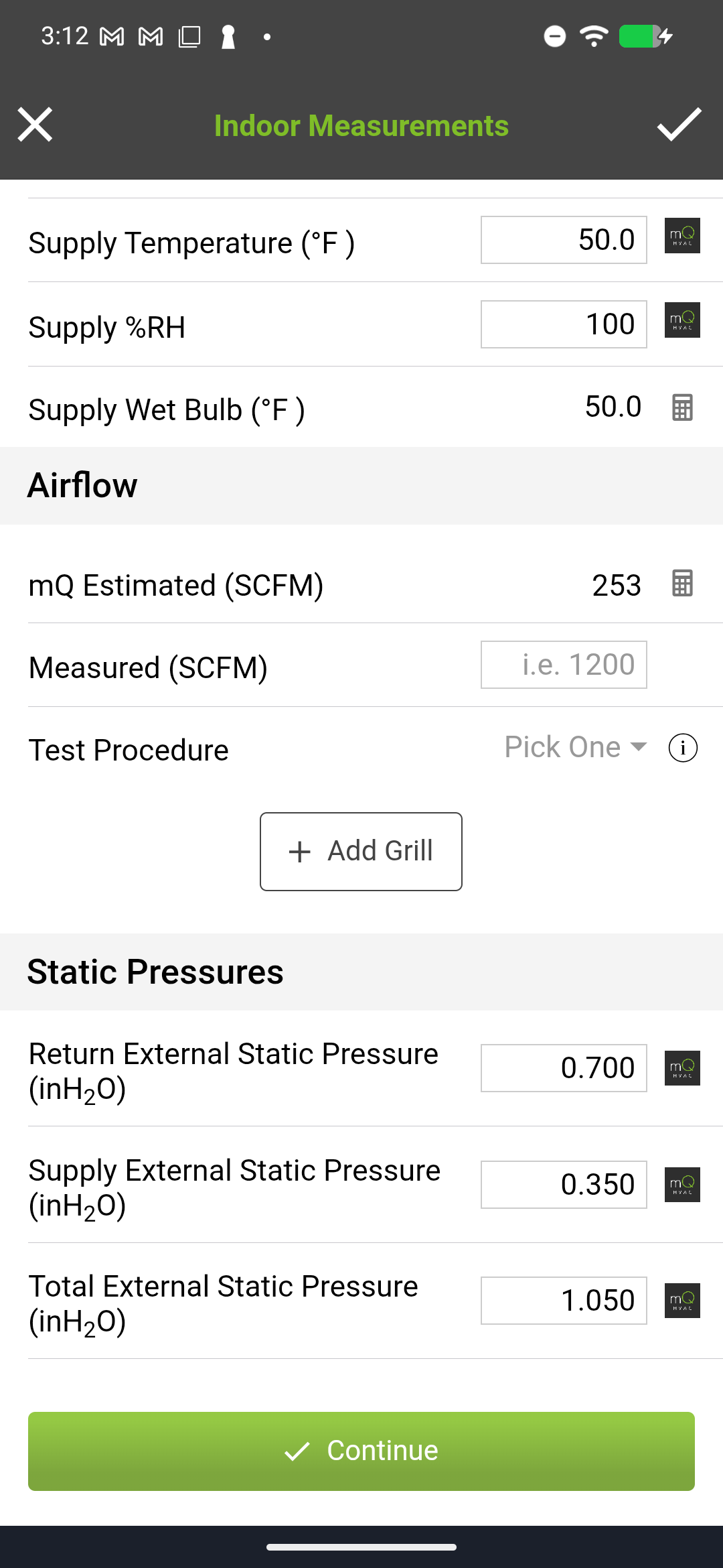 Manometer probes connected to measureQuick, showing return and supply static pressure fields populated with live readings